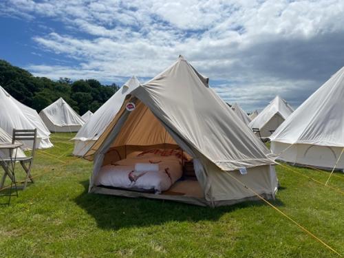 one-person-glamping-tent-3